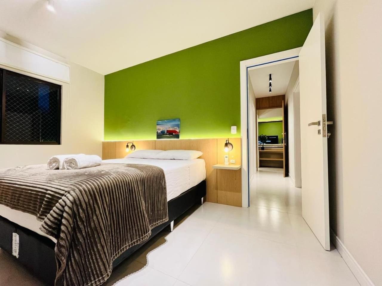 Apartamento Curta! | 178 | Lindo | 3 Q | Totalmente Reformado Balneario Camboriu
