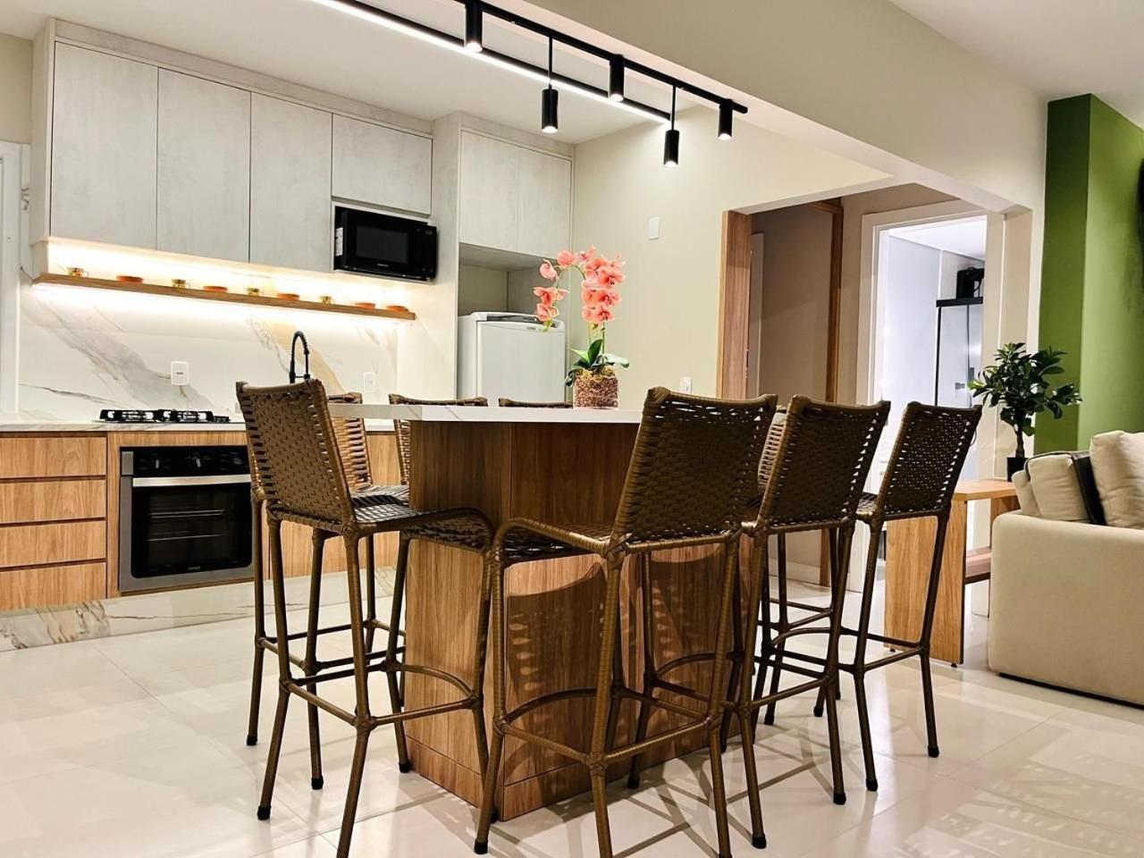 Curta! | 178 | Lindo | 3 Q | Totalmente Reformado Apartamento Balneario Camboriu